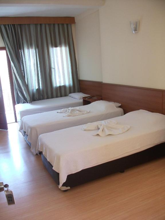 Tug Hotel Kusadası Cameră foto