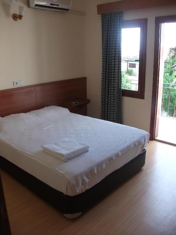 Tug Hotel Kusadası Cameră foto